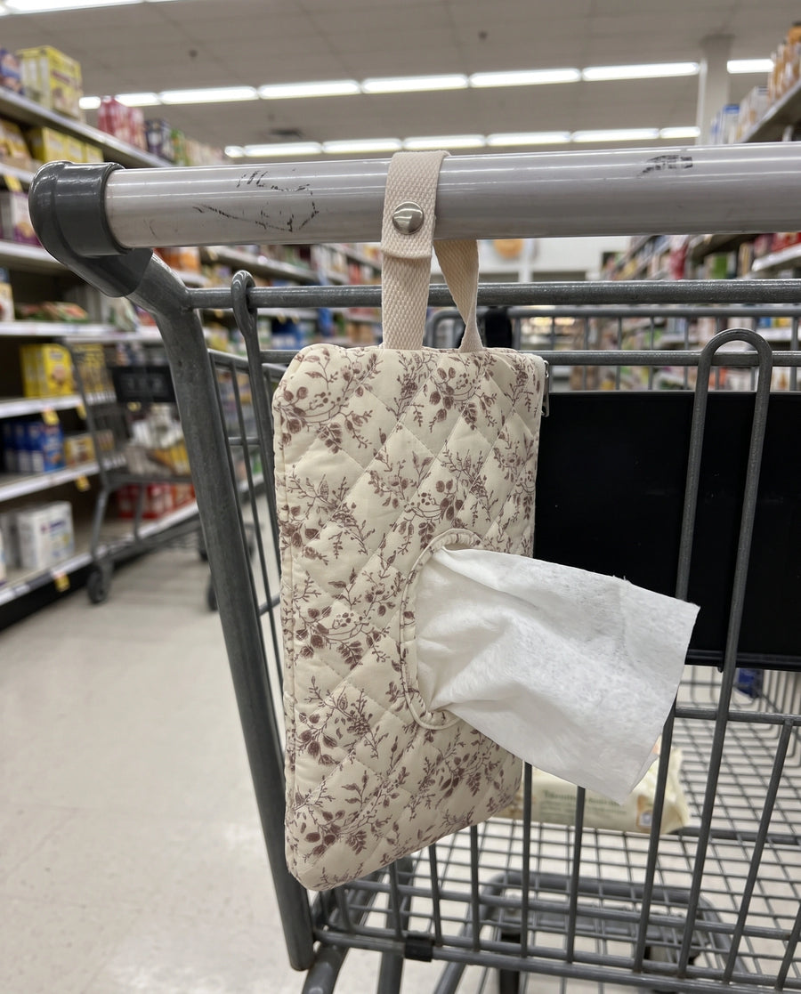 It Snaps Where the Mess Happens