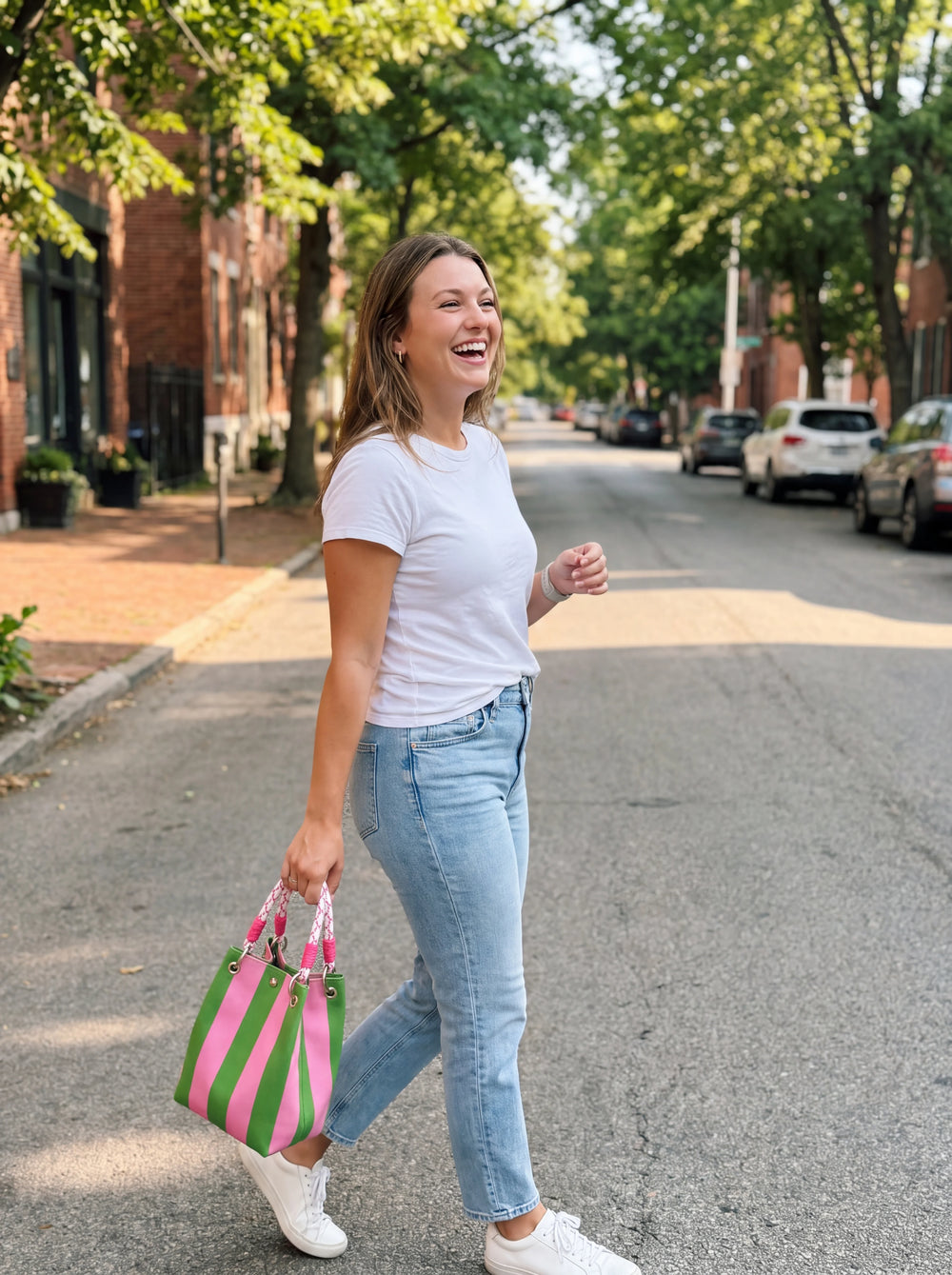 I Tested the Pop-Up Bucket Bag Taking Over the Internet So You Don't Have To